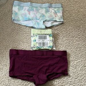 Victoria’s Secret M boyshort underwear